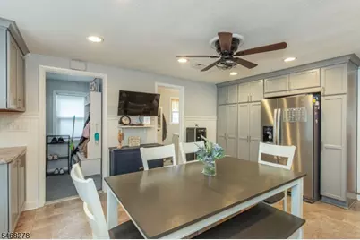33 Mountain Ave, Hanover Township, NJ 07927 - Photo 8