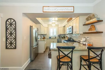 37 Wayland Dr, Verona, NJ 07044 - Photo 22