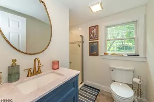 37 Wayland Dr, Verona, NJ 07044 - Photo 34