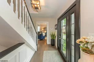 37 Wayland Dr, Verona, NJ 07044 - Photo 4