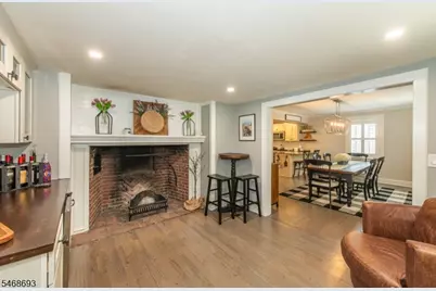 37 Wayland Dr, Verona, NJ 07044 - Photo 16