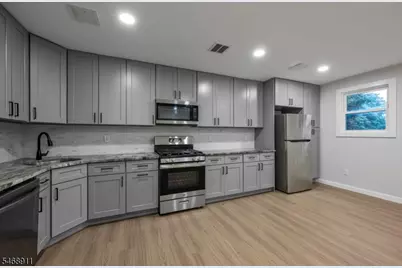 82 Watchung Ave, West Orange Township, NJ 07052 - Photo 12