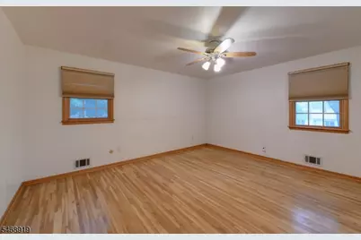 15 Jocelyn Pl, Pequannock Township, NJ 07444 - Photo 24