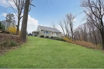 33 Abbott Rd, Montville Township, NJ 07082 - Photo 32