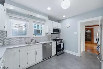 148 Oakview Ave, Maplewood, NJ 07040 - Photo 16