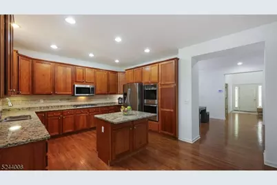 4 Dickinson Rd, Bernards Township, NJ 07920 - Photo 16
