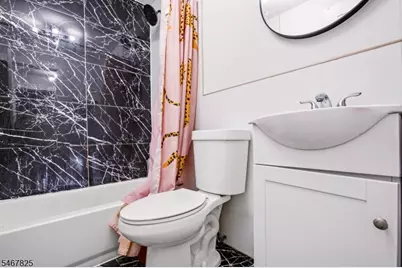 22 Storms Ave, Jersey City, NJ 07306 - Photo 10
