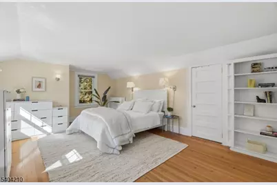 20 Braemore Rd, Montclair, NJ 07043 - Photo 14