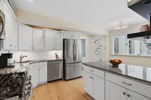 20 Braemore Rd, Montclair, NJ 07043 - Photo 10