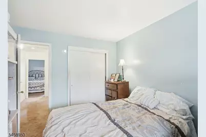 31 Astor Ct, Sayreville, NJ 08872 - Photo 18