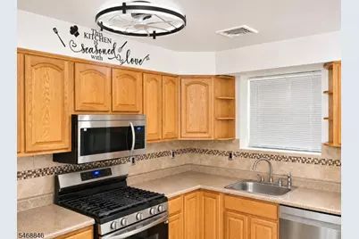 81 Brookdale Ave, Newark, NJ 07106 - Photo 4