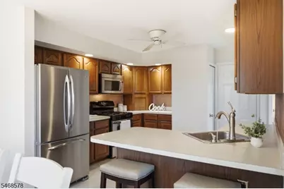 28 Pinehurst Dr, Washington Township, NJ 07882 - Photo 10