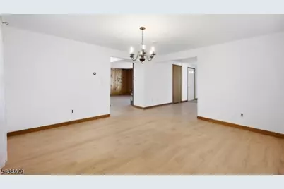 53 Lake Shore Rd E, Hardyston Township, NJ 07460 - Photo 12