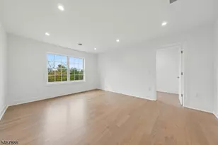 354 Beaufort Ave, Livingston, NJ 07039 - Photo 32