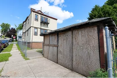 86 Stuyvesant Ave, Newark, NJ 07106 - Photo 2