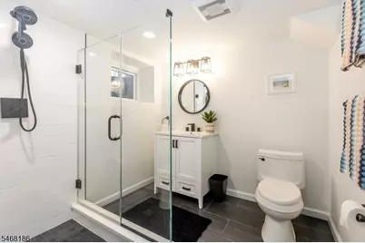15 Garden St, Montclair, NJ 07042 - Photo 32