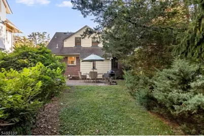 15 Garden St, Montclair, NJ 07042 - Photo 36