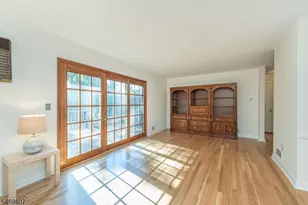 11 Cresthill Rd, Verona, NJ 07044 - Photo 10