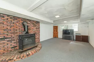 11 Cresthill Rd, Verona, NJ 07044 - Photo 22