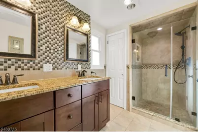 2500 Jay Pl, Union Township, NJ 07083 - Photo 14