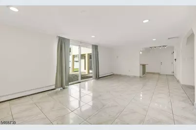 2500 Jay Pl, Union Township, NJ 07083 - Photo 20