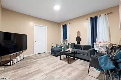 83 Mercer St, Paterson, NJ 07524 - Photo 2