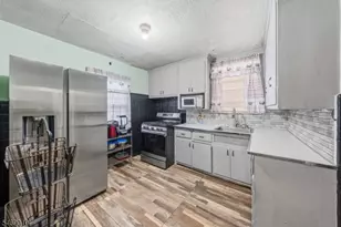 67 Philip Pl, Irvington, NJ 07111 - Photo 4