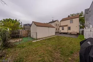 67 Philip Pl, Irvington, NJ 07111 - Photo 28