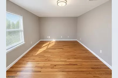 80 Cutler St, Newark, NJ 07104 - Photo 6