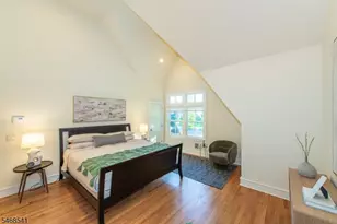 136 Montclair Ave, Montclair, NJ 07042 - Photo 34