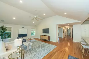 136 Montclair Ave, Montclair, NJ 07042 - Photo 14