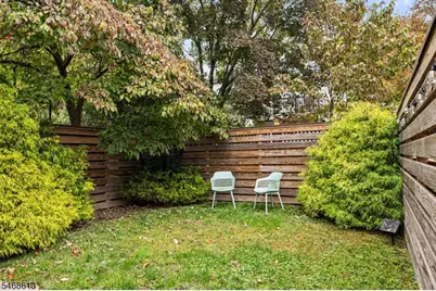 10 Clinton St, Lambertville, NJ 08530 - Photo 32