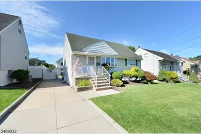 186 Palmer Ter, Wood Ridge, NJ 07075 - Photo 2