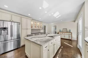 24 Lehigh Rd, Branchburg Township, NJ 08853 - Photo 18