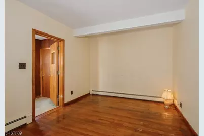 127 Anderson Ave, Wallington, NJ 07057 - Photo 4