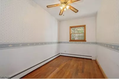127 Anderson Ave, Wallington, NJ 07057 - Photo 12