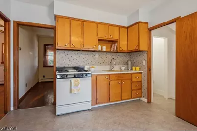 127 Anderson Ave, Wallington, NJ 07057 - Photo 10