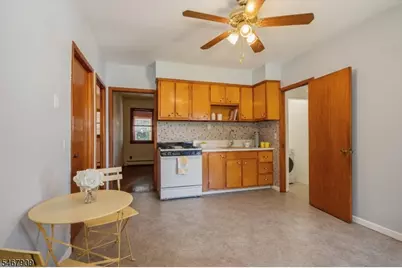 127 Anderson Ave, Wallington, NJ 07057 - Photo 8