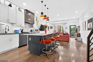 106A Astor Pl, Jersey City, NJ 07304 - Photo 4