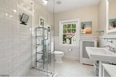 20 Prospect Ave, Montclair, NJ 07042 - Photo 32