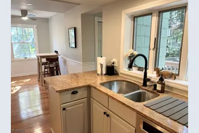 27 Cedars Rd, Caldwell, NJ 07006 - Photo 16