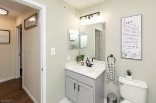 12 Overlook Dr, Lopatcong Township, NJ 08886 - Photo 22