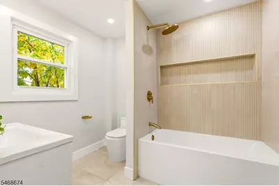 62 Unity Ave, Newark, NJ 07106 - Photo 18
