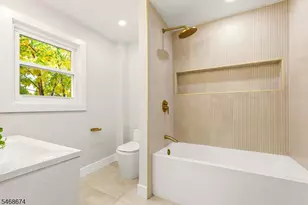 62 Unity Ave, Newark, NJ 07106 - Photo 18