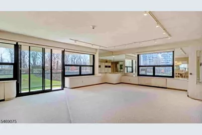 2 Claridge Dr. 1Le, Verona, NJ 07044 - Photo 6