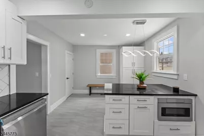 579 Newark Ave, Kenilworth, NJ 07033 - Photo 16