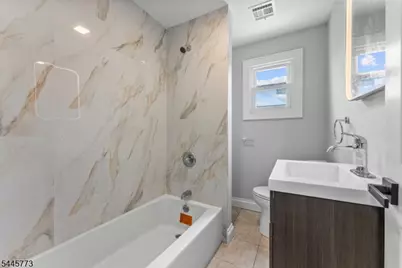 579 Newark Ave, Kenilworth, NJ 07033 - Photo 22