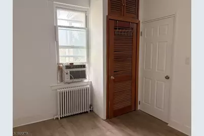 42 Van Winkle Ave, Garfield, NJ 07026 - Photo 10