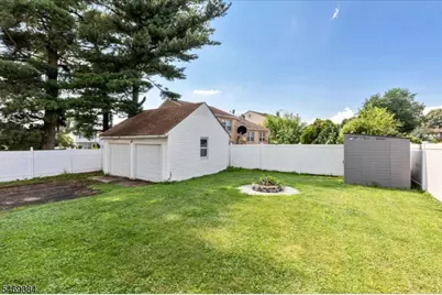 1320 Liberty Ave, Union Township, NJ 07083 - Photo 18