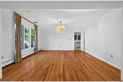 832 Creslyn Ct, Union Township, NJ 07083 - Photo 14